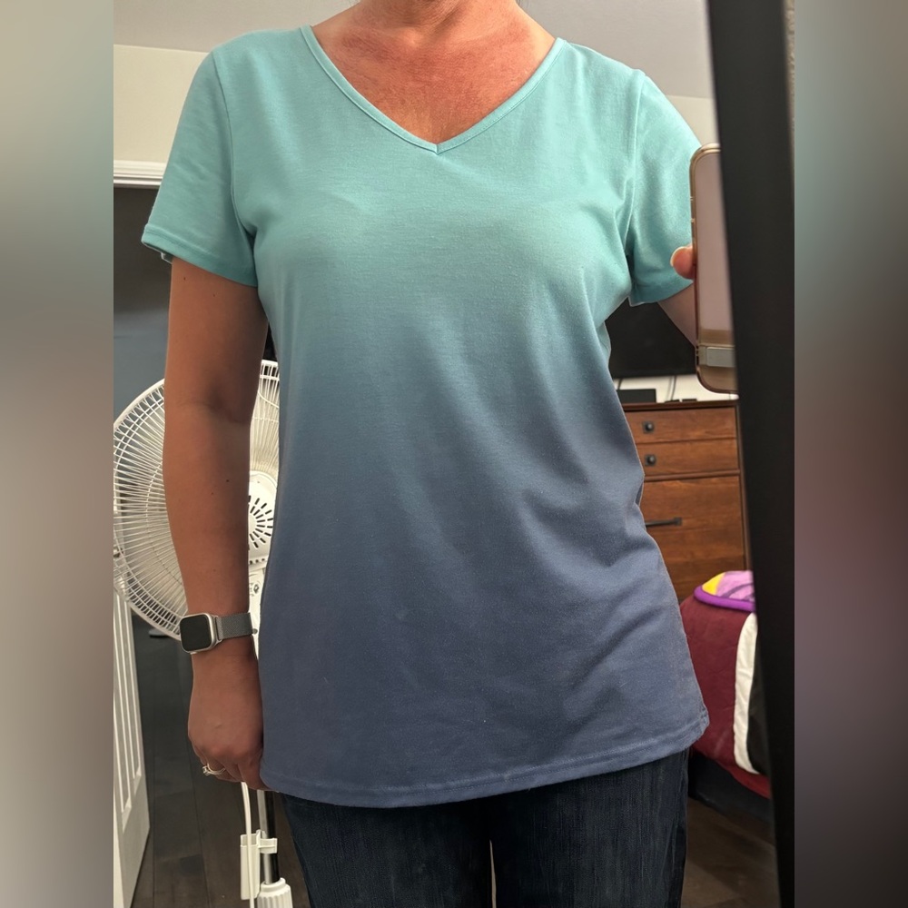 Stylish V-Neck Women's Tee in Aqua and Navy